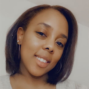 Meet your Posher, Danielle